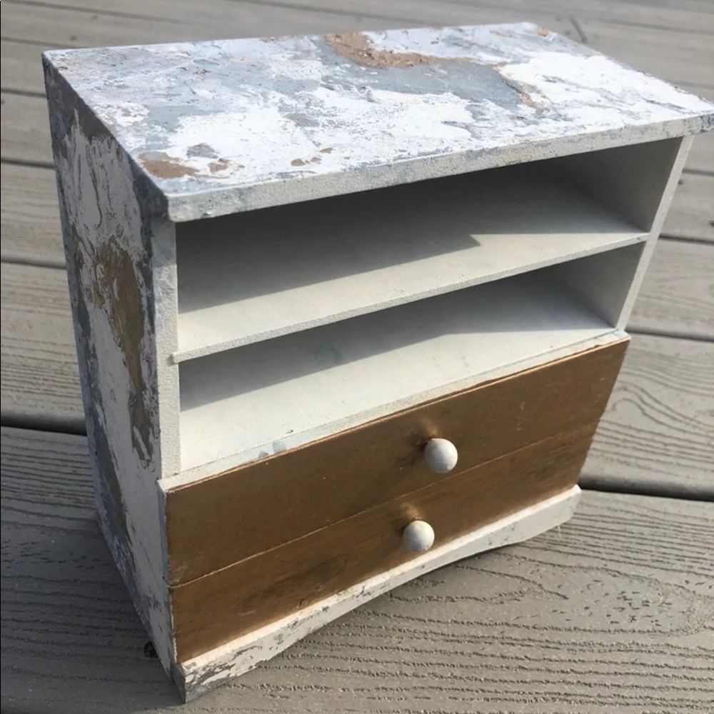 jewelry box